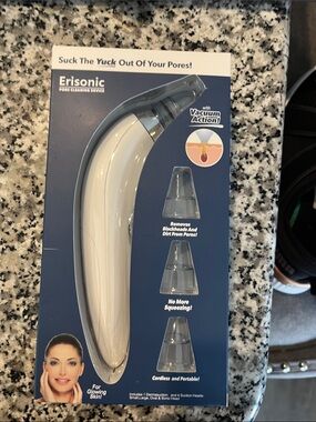 White Pore Cleaning Device – Gentle Blackhead Remover